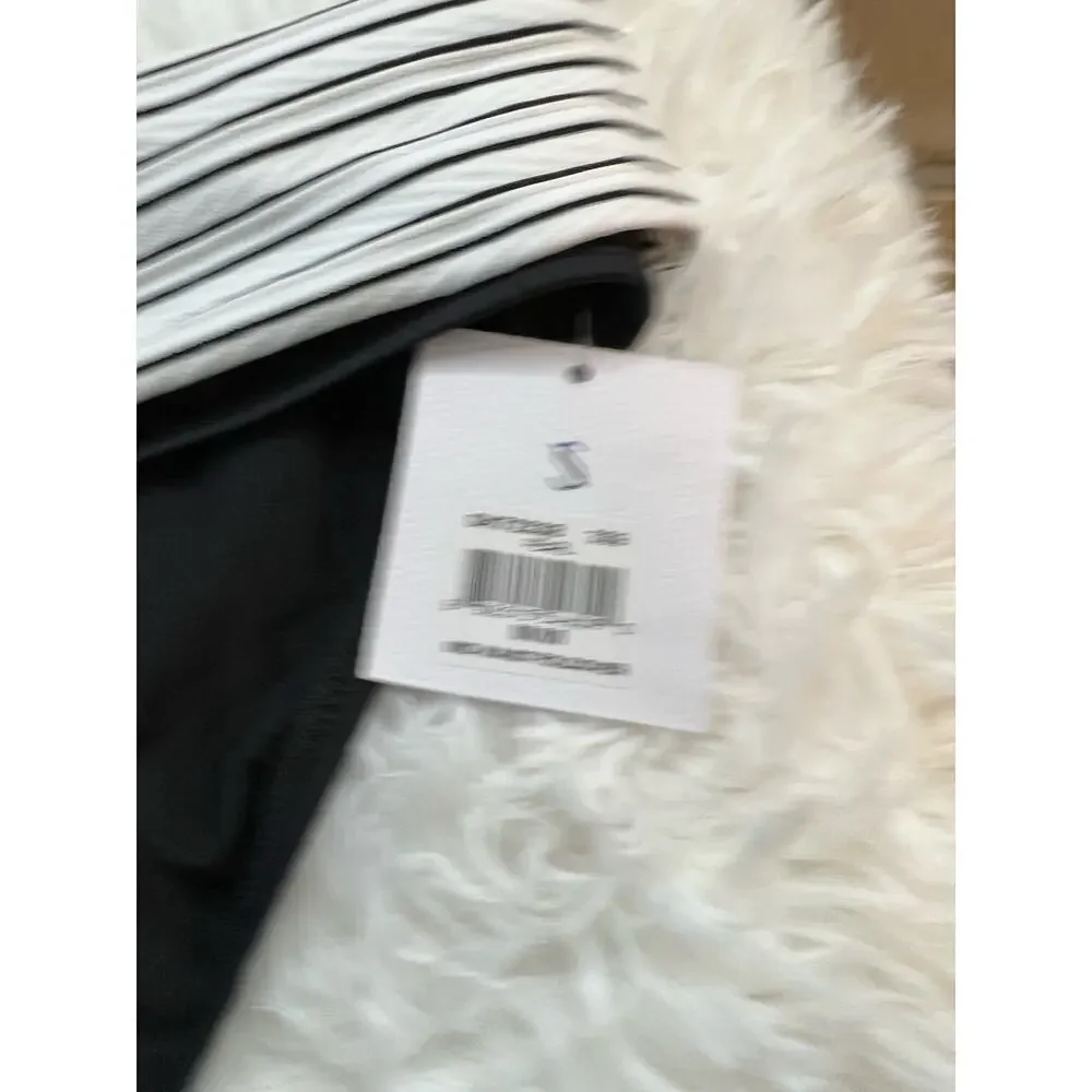 Skye Black and White Mid-waist Fold-In Bikini Bottom Size M